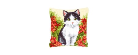 Stitch cushion kit Kittens